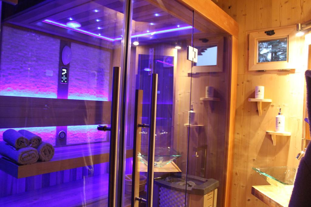 Cordelle Domaine Des Grands Cedres B&B 외부 사진